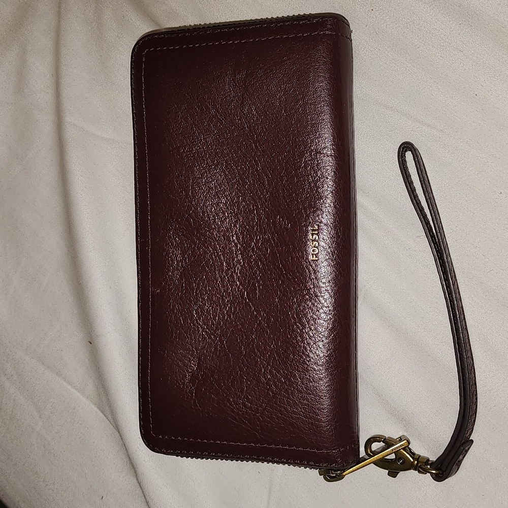 Fossil Dark Brown Leather Wristlet, EUC